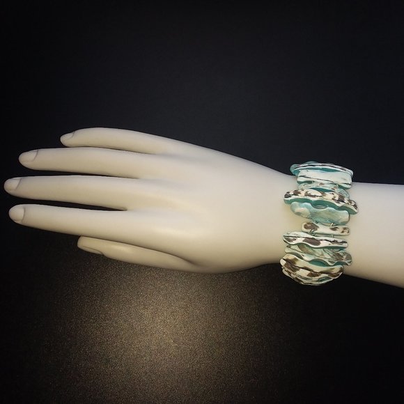 SHELL BRACELET BLUE/WHITE STRETCHY - Picture 1 of 2